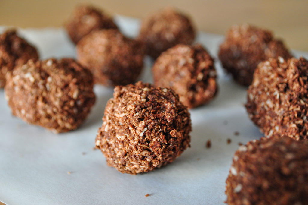 Boule chocolat noir & noix de coco râpée