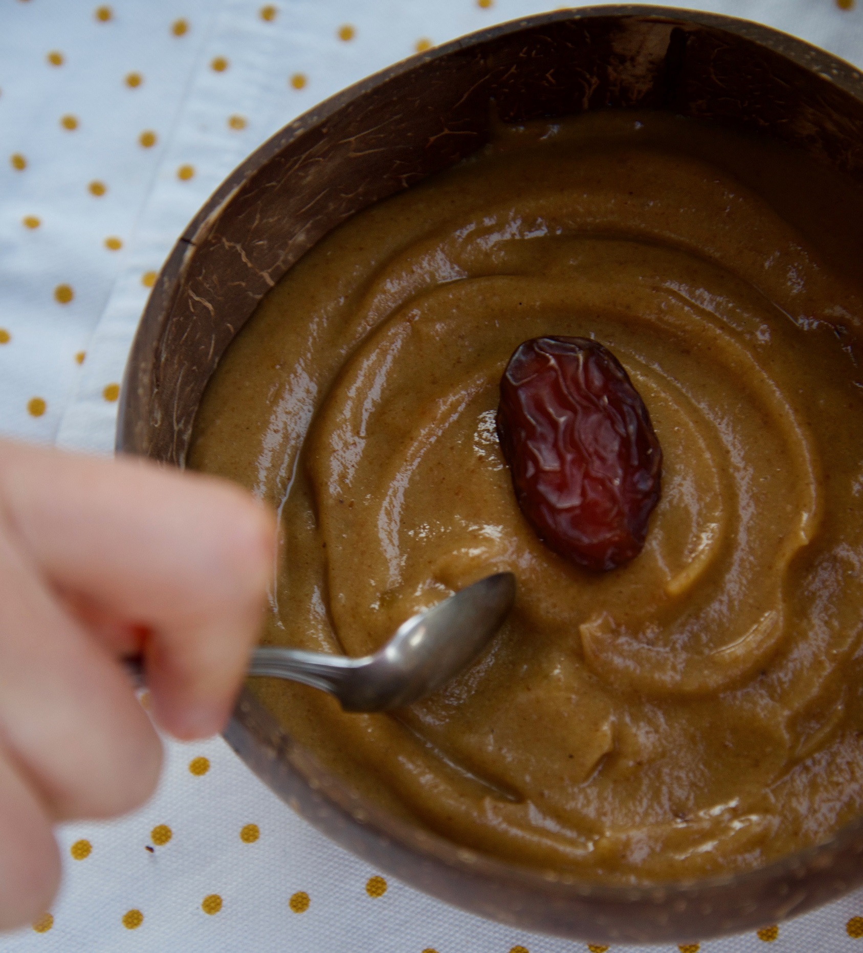Caramel de dattes vegan paleo